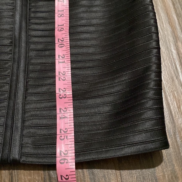 BCBGMaxAzria black strapless sweetheart peplum dress - Picture 7 of 10